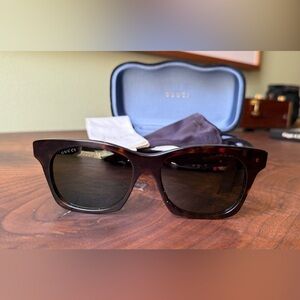 Gucci Tortoise/Brown Sunglasses
